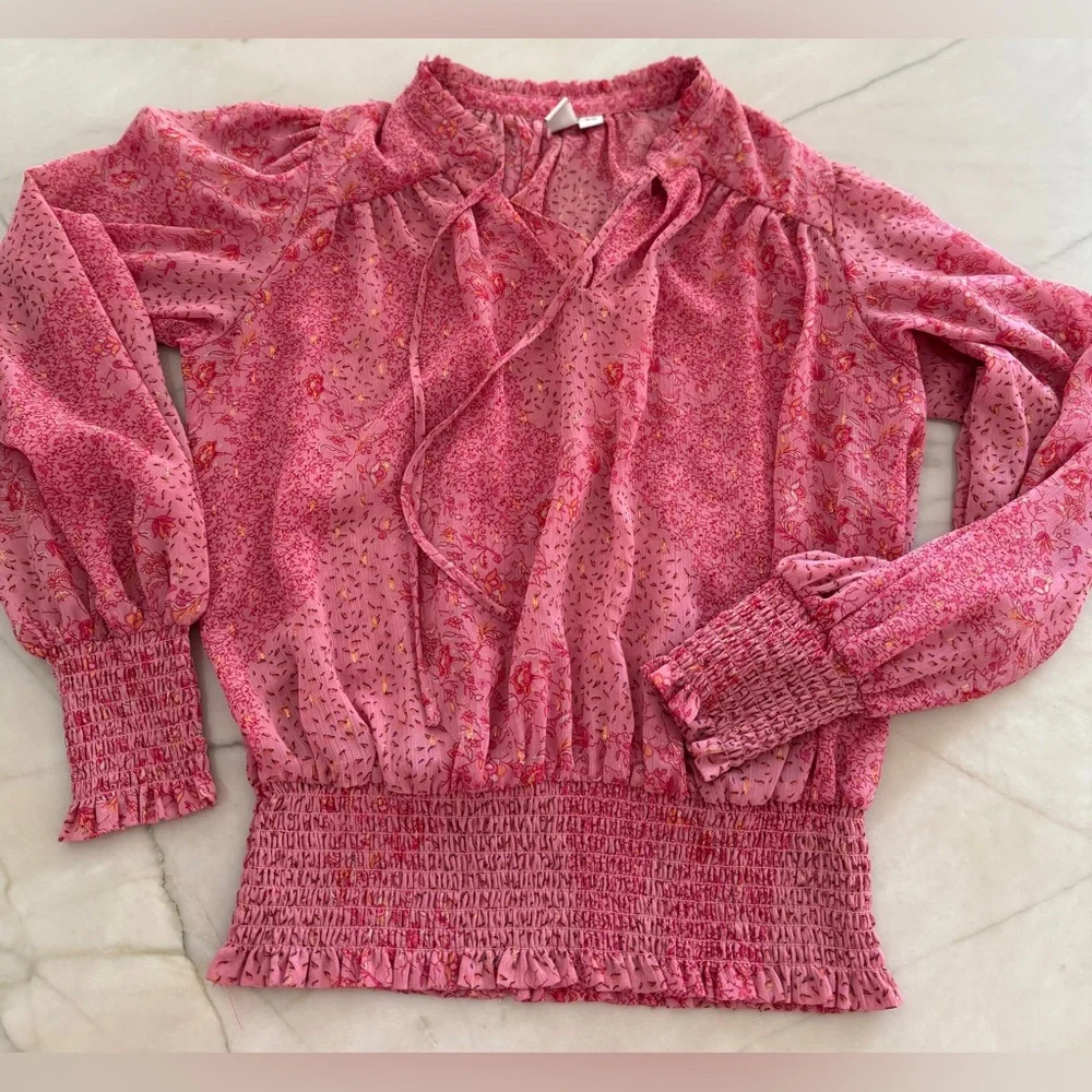 Joie Pink and Gold Floral ballerina blouse Sz M - Picture 2 of 8